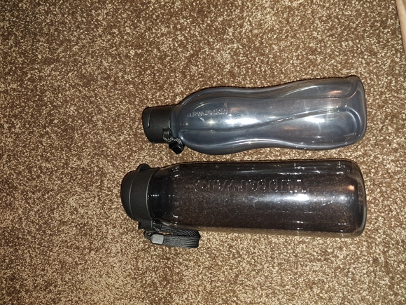 2 Tupperware Eco Plus Sports Bottles with Carrying Straps 7975A-3,7760A-9 - Picture 3 of 7